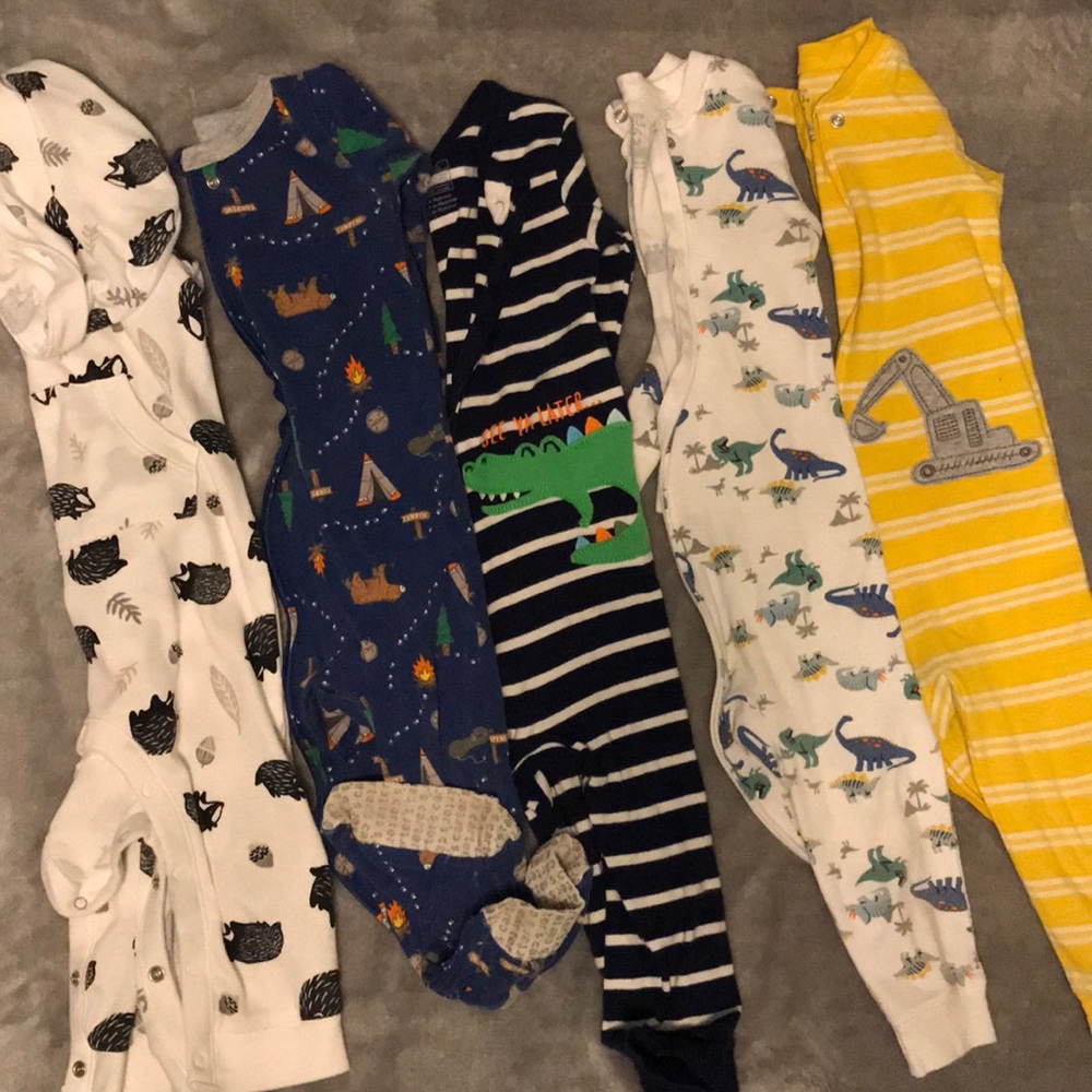LOT- 18 month sleepers